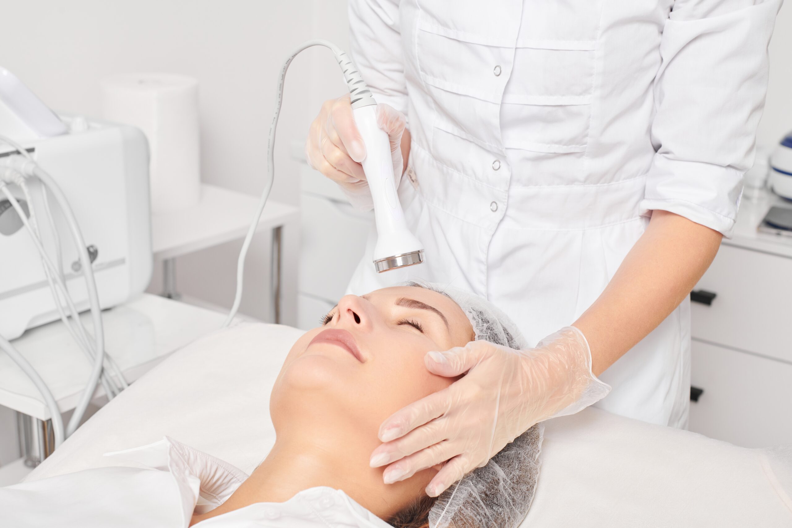 Non Surgical Facelift in Tokyo: The Complete Guide to Subtle Lift Without Downtime- Why Tokyo Leads in Non Surgical Facelift