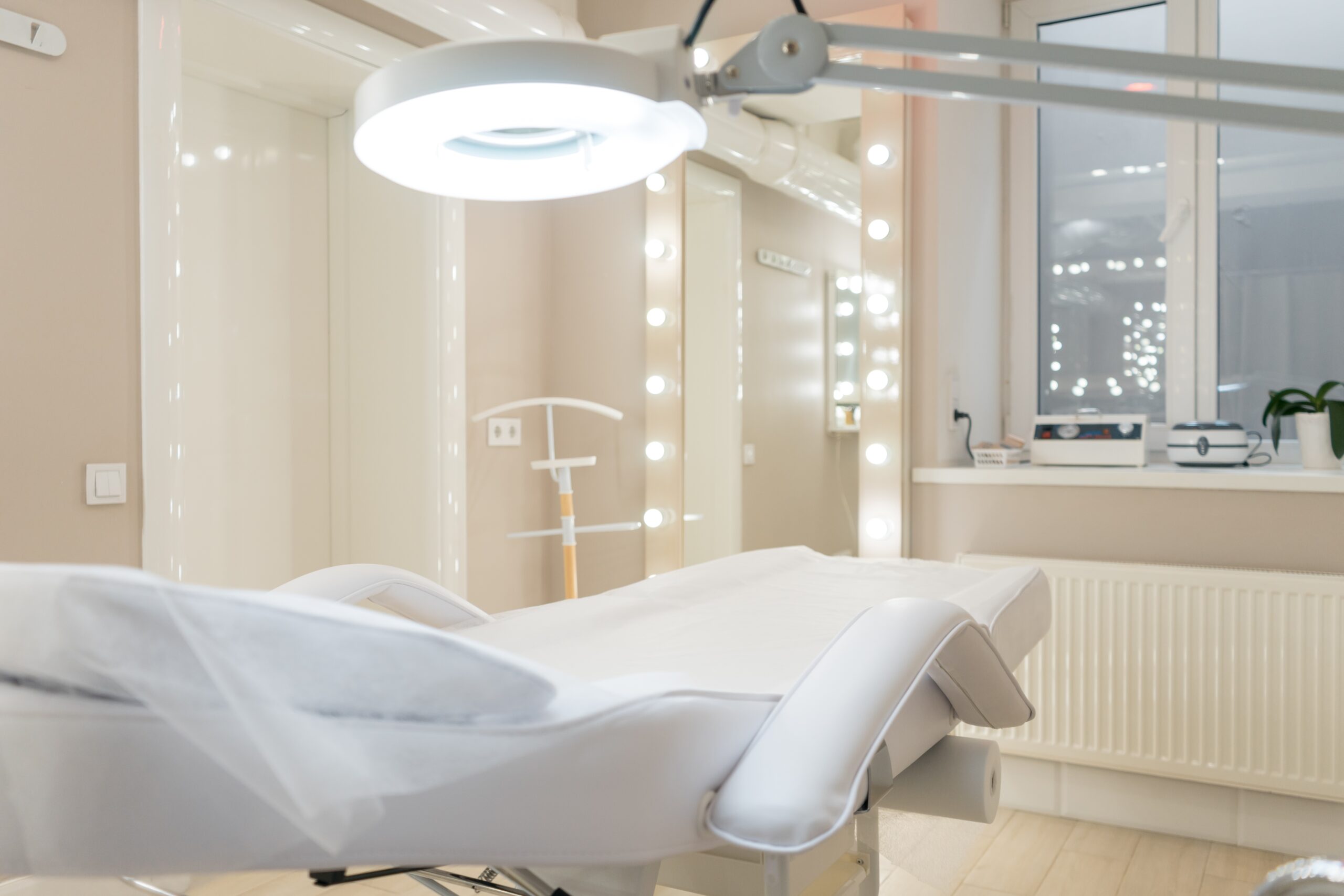 A high-quality space for providing cosmetic medical treatments.