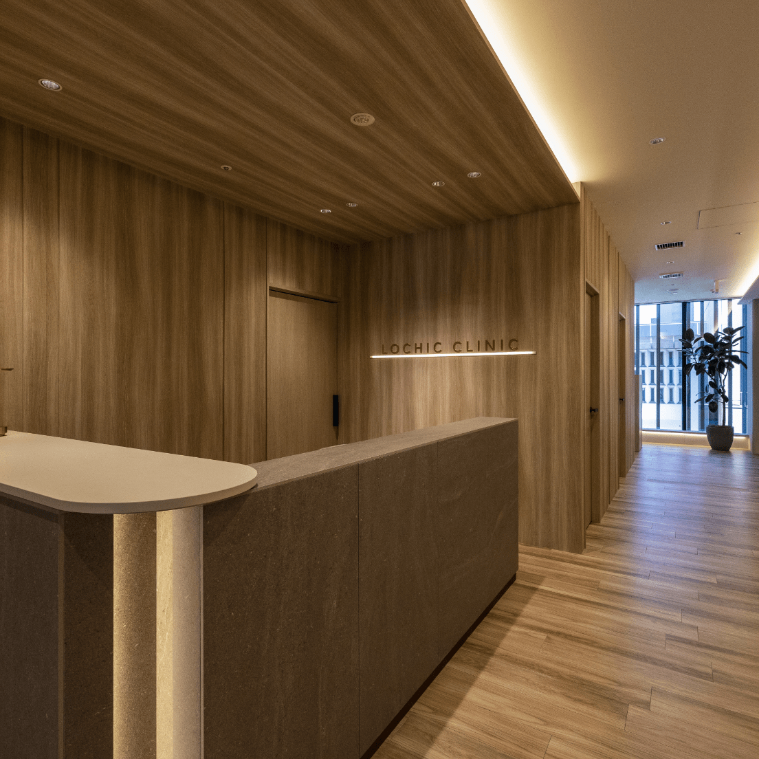LOCHIC CLINIC GINZA