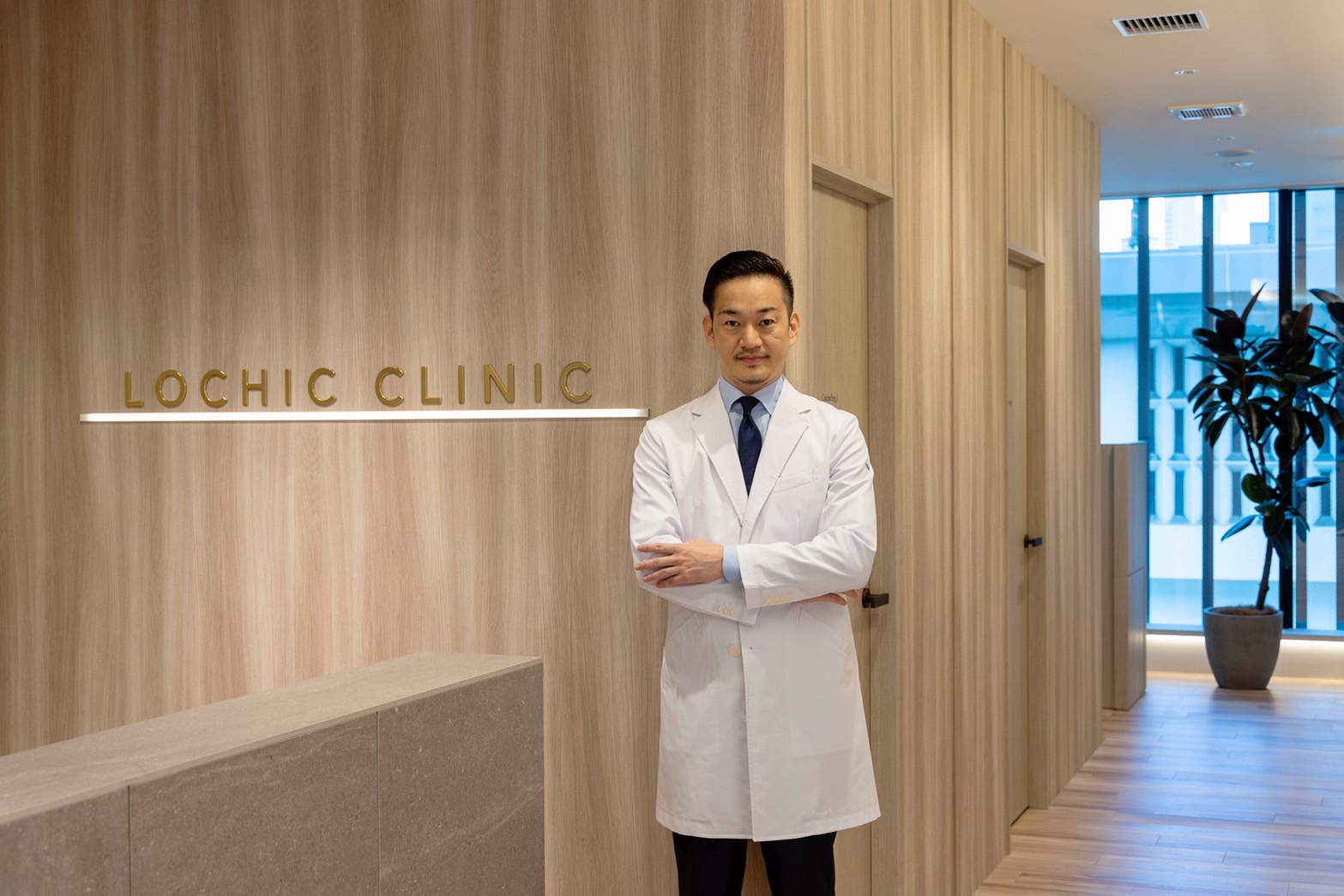 LOCHIC CLINIC GINZA 院長 小野 准平（おの じゅんぺい）先生