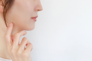 小鼻縮小のダウンタイムはつらい？苦痛を和らげる過ごし方とは