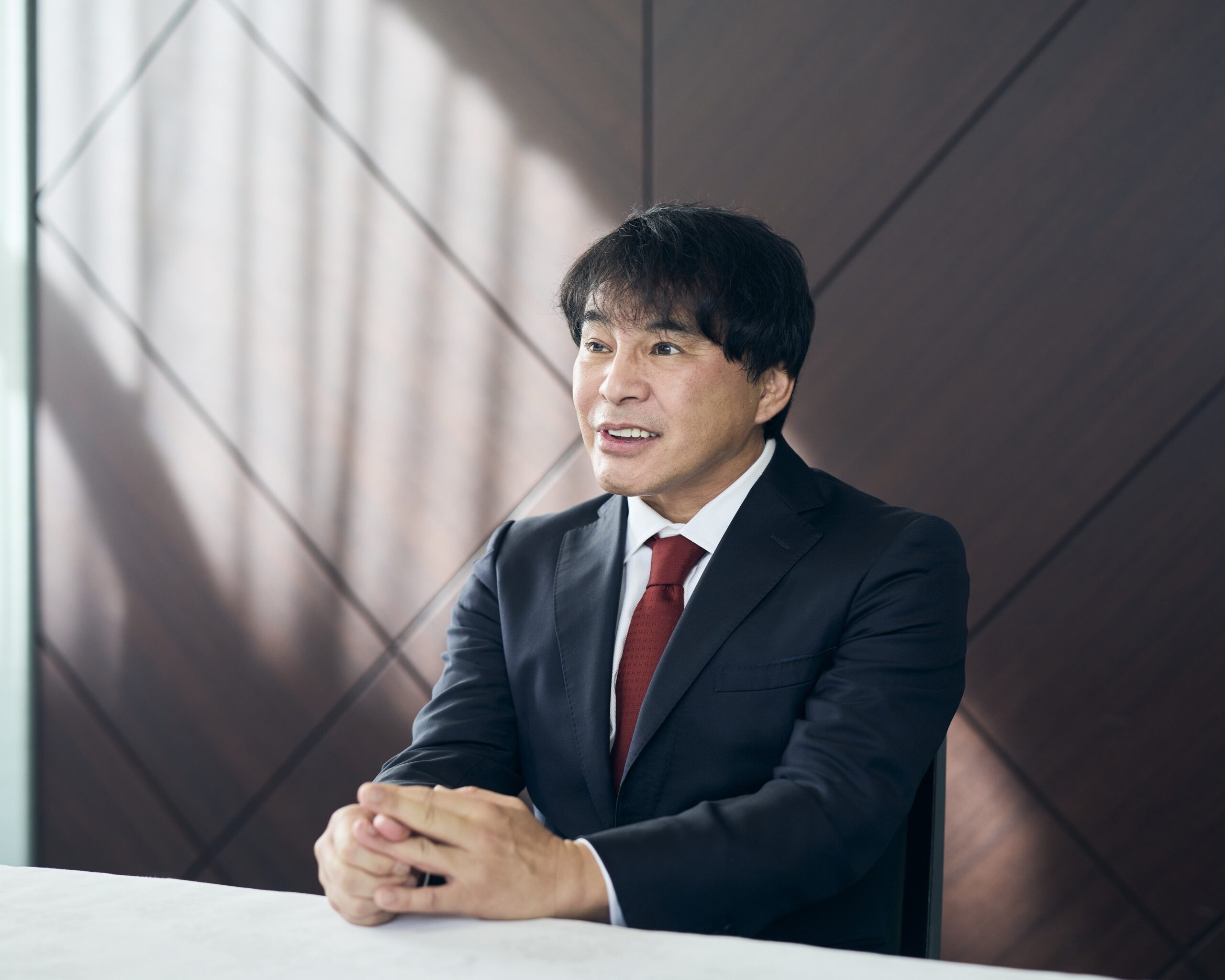 SBCメディカルグループホールディングス CEO 相川 佳之氏へインタビュー！日本一、さらには世界一の医療グループを目指し、経営・教育・改革を情熱的にリード 