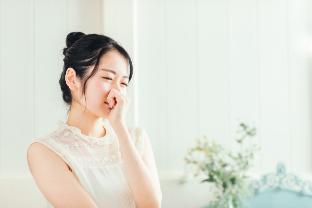 鼻先が丸いと団子鼻?|美容医療で印象改善できる?