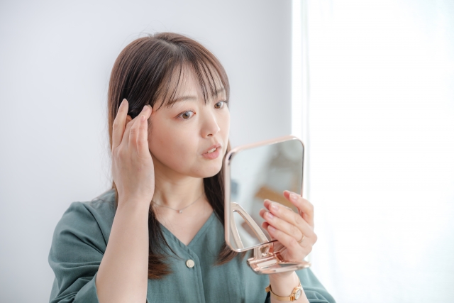 「眉下切開はやめた方がいい」って本当？理由や向かない人の特徴も