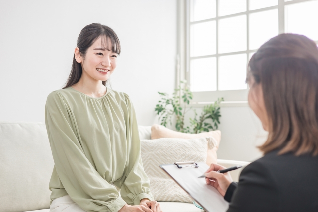 小鼻縮小の傷跡はいつ消える?目立たせないための術式選びと後悔しないためのポイント|NERO DOCTOR / BEAUTY(美容医療)