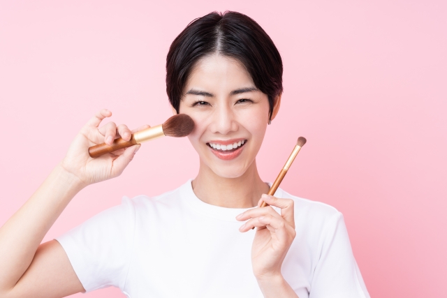 女性 メイク一重美人の特徴は?一重で魅力的に見せる方法|NERO DOCTOR / BEAUTY(美容医療)