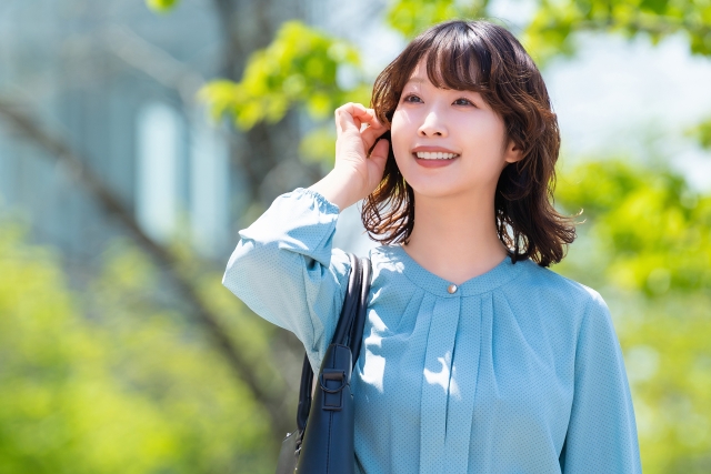 小鼻縮小の傷跡はいつ消える?目立たせないための術式選びと後悔しないためのポイント