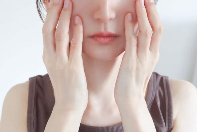 ヒアルロン酸注射にダウンタイムはある?部位別の症状と対処法|NERO DOCTOR / BEAUTY(美容医療)