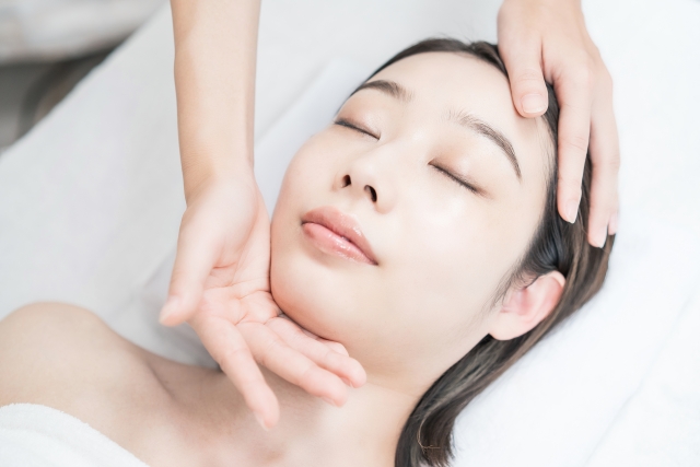 スキンケア　女性　LDM（水玉リフティング）とは？ハイフやエレクトロポレーションとの違いを解説｜NERO DOCTOR / BEAUTY（美容医療）