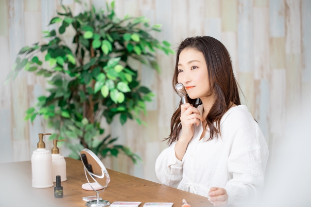 セルフケア　口横ぽにょの原因とは？セルフでの対策と美容医療でできること｜NERO DOCTOR / BEAUTY（美容医療）