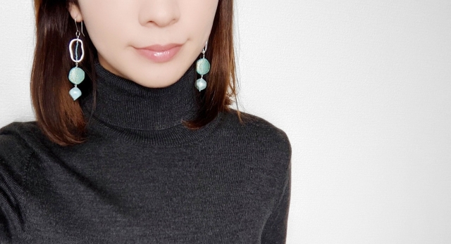 ピアスを付けた女性　「団子鼻に美人はいない」は本当？団子鼻で悩む方必見！美しい顔に近づくための5つの方法｜NERO DOCTOR / BEAUTY（美容医療）