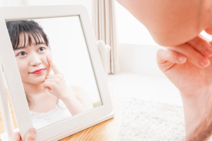 末広二重と平行二重のメリット・デメリット｜よりナチュラルに仕上がるのはどっち？