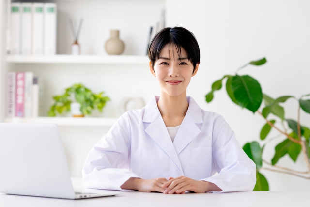 女医 インモードで内出血が出る理由とは?早期回復のポイントも|NERO DOCTOR / BEAUTY(美容医療)