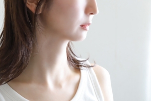 「鼻高い」と感じる基準とは？高い鼻になるための美容医療4選