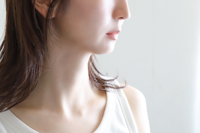 「鼻高い」と感じる基準とは？高い鼻になるための美容医療4選