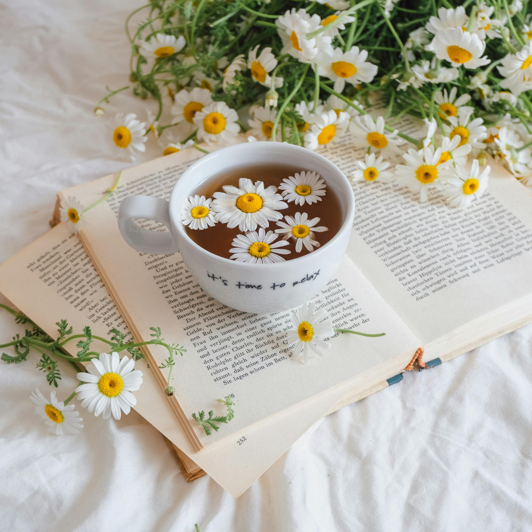 リラックス　ダウンタイムをポジティブに楽しく乗り切る！施術後の気持ちを上向きにする方法【美容外科＆美容皮膚科編】｜NERO DOCTOR / BEAUTY（美容医療）