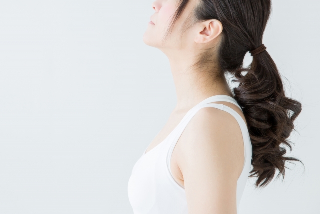 バストがアップになった女性　豊胸と授乳｜妊娠・出産を見据えたバストケアの考え方｜NERO DOCTOR / BEAUTY（美容医療）