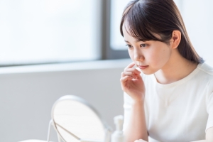 平行二重になるには埋没法でも可能？適応する人・しない人は何が違う？