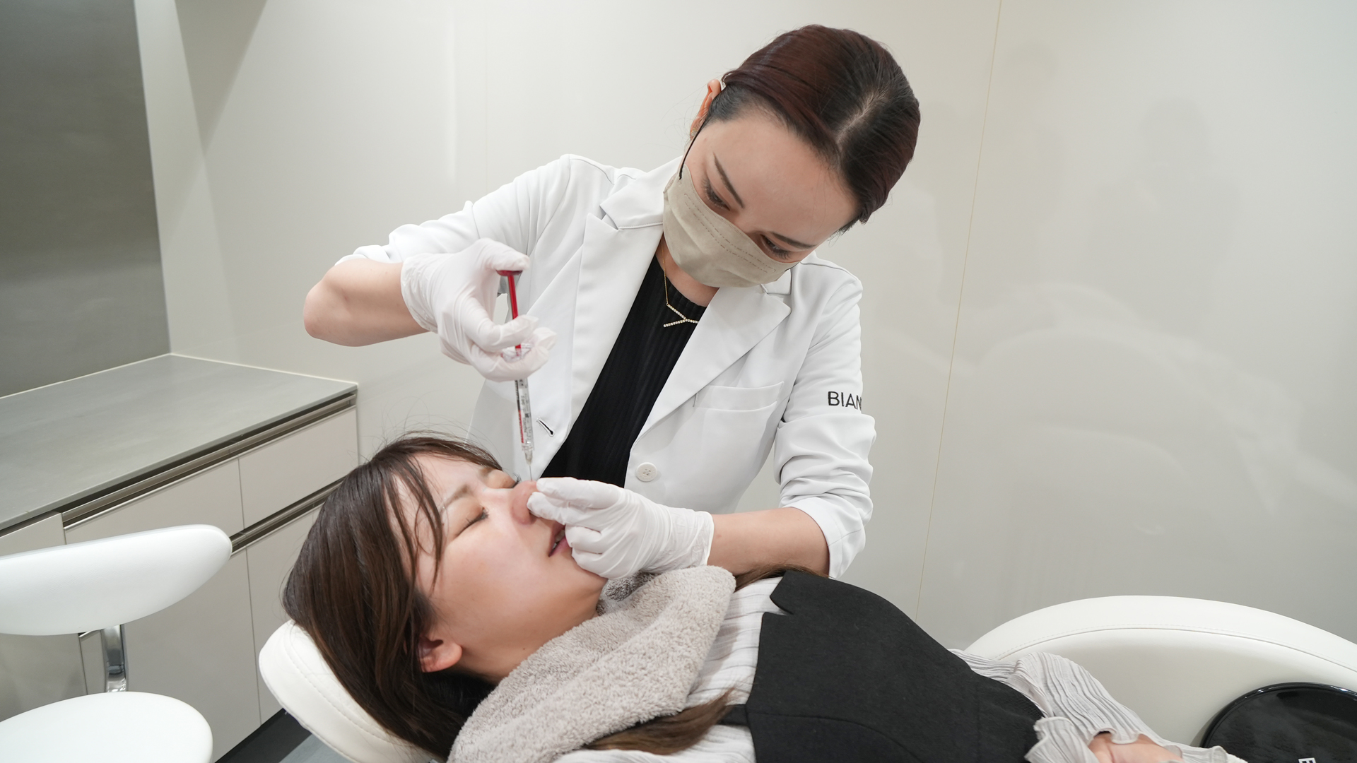 【BIANCA体験記事】本人の理想と医師の目線は違う？実際のカウンセリングと施術を徹底解剖！｜NERO DOCTOR / BEAUTY（美容医療）