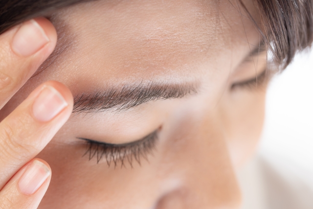 脂肪注入で丸いおでこに｜持続期間・リスク・ダウンタイムを解説