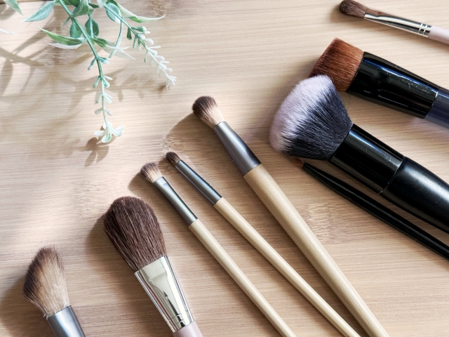 メイク用品 タレ目形成で涙袋がなくなるって本当?見え方が変わる仕組みと温存方法|NERO DOCTOR / BEAUTY(美容医療)