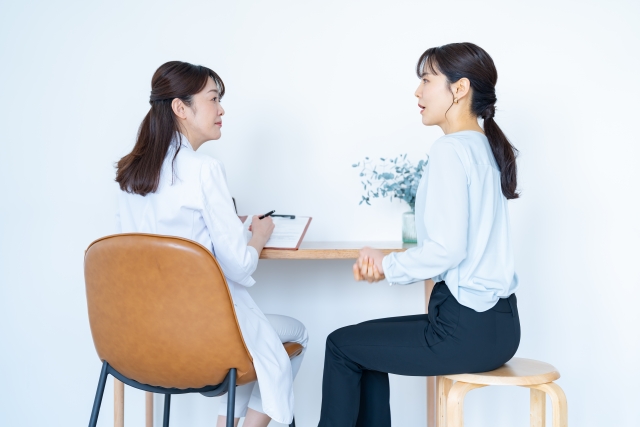 相談 ほうれい線ができにくい骨格とは?セルフチェックと要因別の対策を解説|NERO DOCTOR / BEAUTY(美容医療)