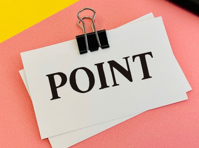 POINTイメージ　自然癒着法と埋没法はどっちがいい？特徴や向き不向きを徹底比較｜NERO DOCTOR / BEAUTY（美容医療）