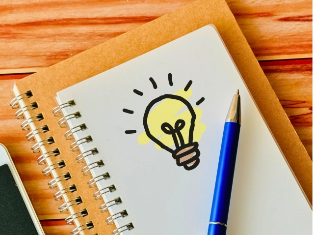 ノートとひらめきイメージ 鼻プロテーゼで後悔しないために|よくある失敗例と事前にできる対策|NERO DOCTOR / BEAUTY(美容医療)