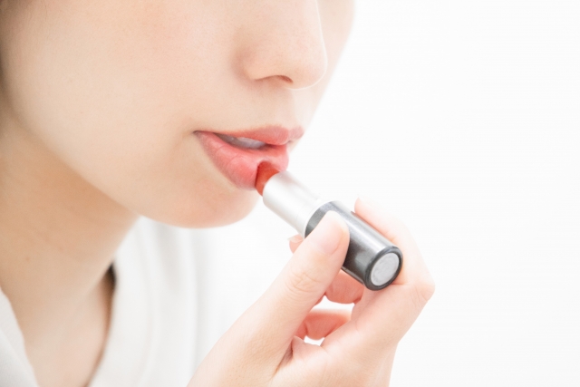 口唇縮小とは？たらこ唇を自然に整える手術とダウンタイムについて