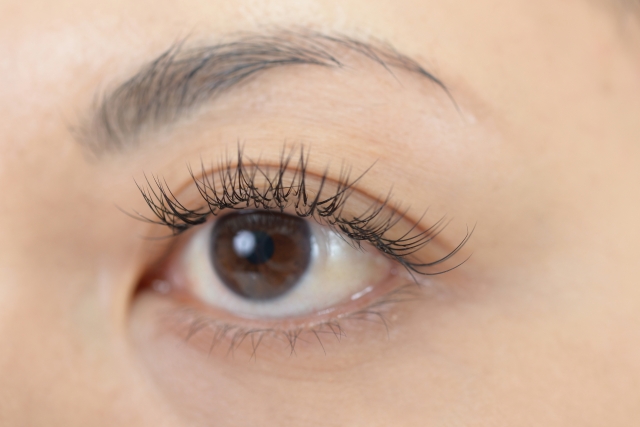 自然癒着法のダウンタイムはどれくらい？術後1ヶ月までの経過と生活の注意点