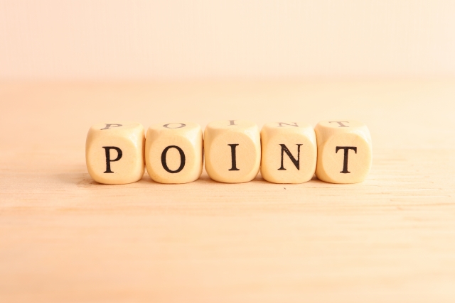 POINTとかかれたキューブ 自然癒着法が取れた……原因と再施術の判断ポイント・選択肢を解説|NERO DOCTOR / BEAUTY(美容医療)