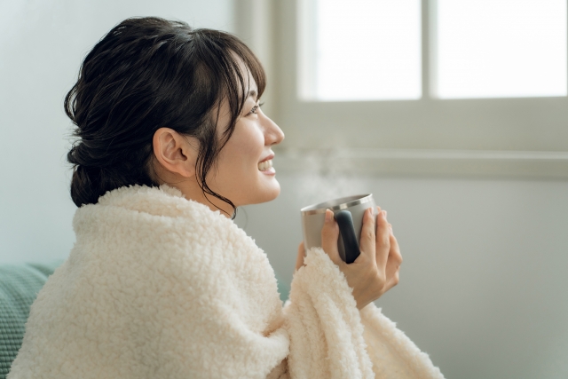 輪郭3点の施術後、老後はどうなる？将来のたるみや変化を解説｜NERO DOCTOR / BEAUTY（美容医療）