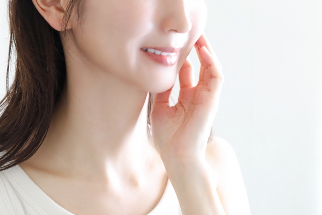 ジュベルックの効果はいつから？毛穴・ニキビ痕・小ジワへの効果の現れ方と注意点