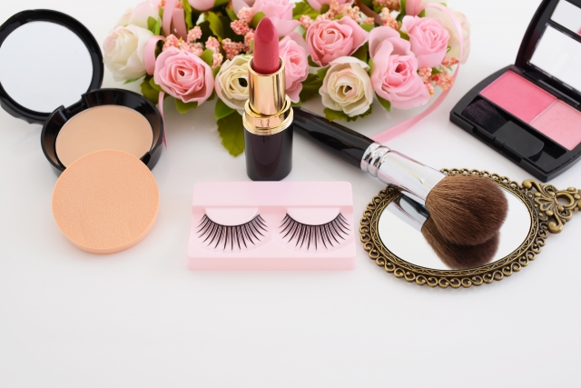 二重が奥二重になった原因と修正方法を解説｜NERO DOCTOR / BEAUTY（美容医療）