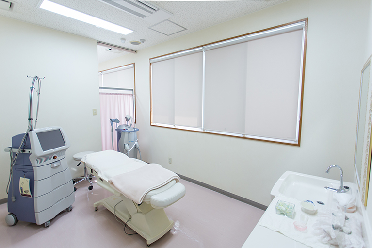 シミ取りを沖縄でするなら知っておきたいポイントをチェック！シミの種類や治療法・クリニック選びの基準とは｜NERO美容医療