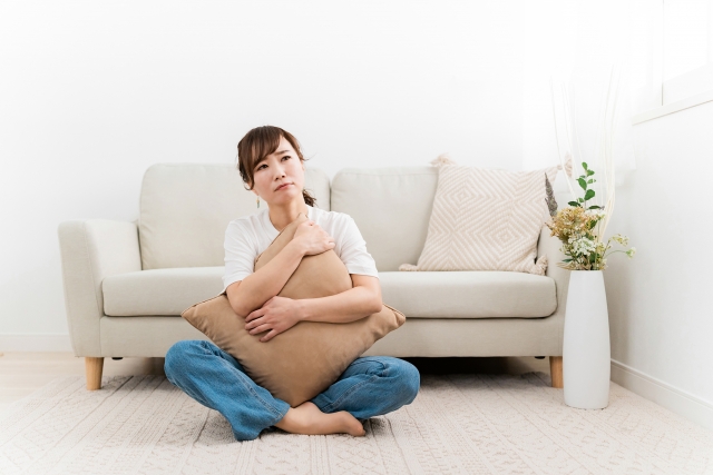 小陰唇肥大はなぜ起こる？原因と正常範囲を解説｜NERO DOCTOR / BEAUTY（美容医療）