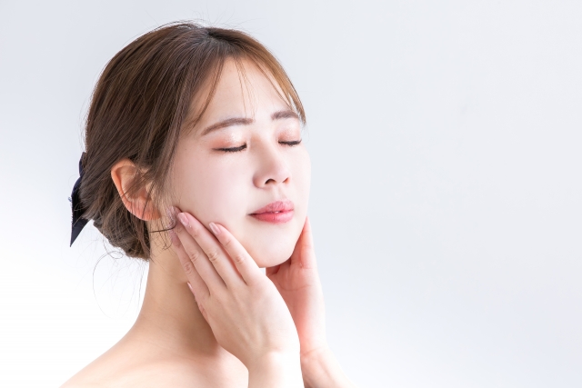 コラーゲン注射の効果と種類｜肌別の選び方｜NERO DOCTOR / BEAUTY（美容医療）