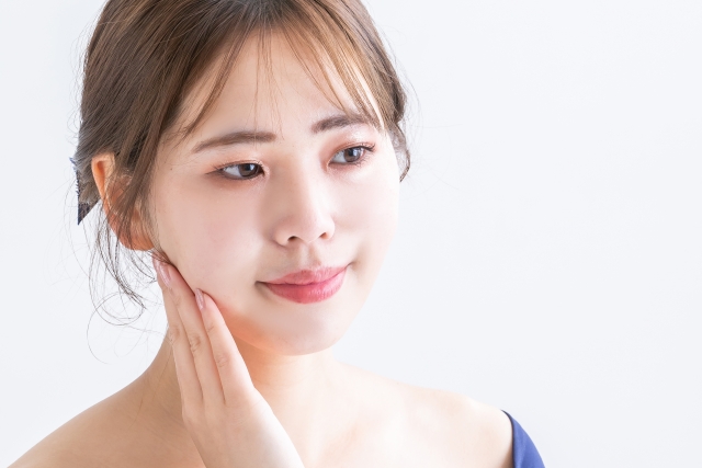 埋没二重の値段｜相場と総額・安さの注意点｜NERO DOCTOR / BEAUTY（美容医療）