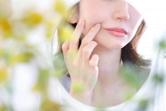 顔の脂肪への美容医療｜部位別の施術と効果｜NERO DOCTOR / BEAUTY（美容医療）