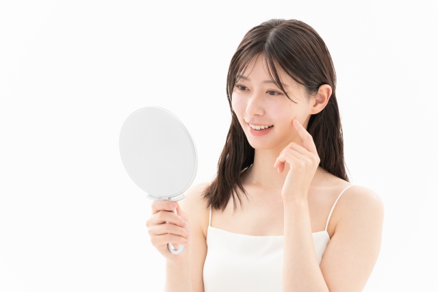 小顔の基準とは？顔の大きさの目安と原因｜NERO DOCTOR / BEAUTY（美容医療）