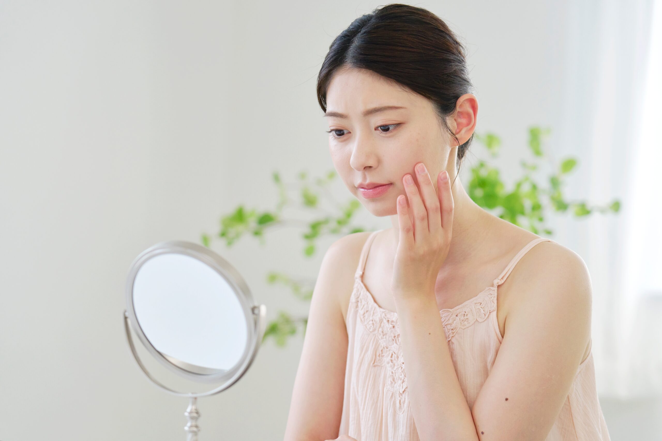 フラクショナルCO2レーザーとは？効果・経過・ダウンタイムを徹底解説｜ニキビ痕・毛穴・傷痕治療に選ばれる理由｜NERO DOCTOR / BEAUTY（美容医療）