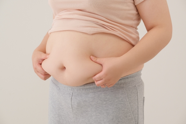 脂肪吸引で人生変わったは本当？後悔を防ぐポイント｜NERO美容医療