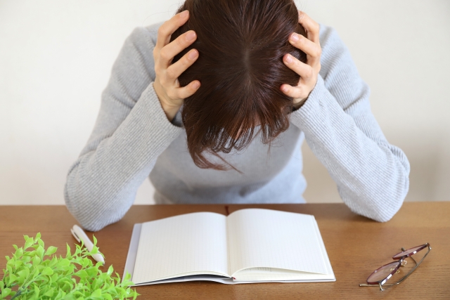 顔の脂肪吸引はやめた方がいい?後悔の原因と対策|NERO美容医療