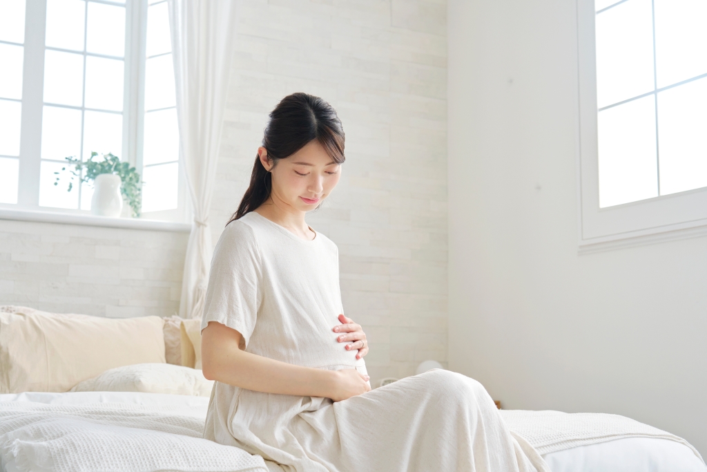 妊娠中に美容皮膚科でできることって？受けられる施術・避けるべき施術を解説